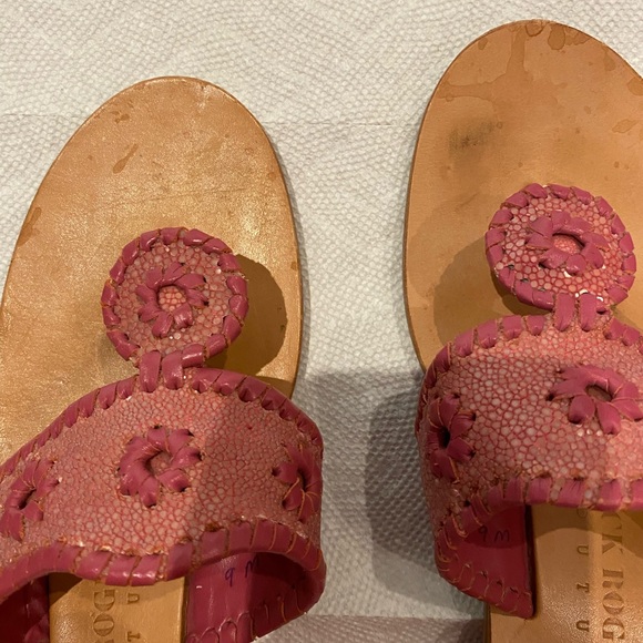 Jack Rogers leather thong sandals.  Pink and size 9 - Picture 2 of 5